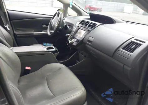 2012 Toyota Prius V Three z USA, uszkodzony, nr VIN JTDZN3EU8C3057247